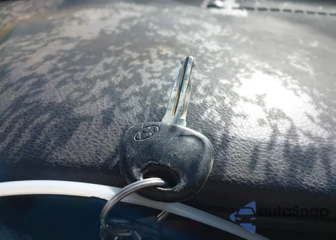 2010 Hyundai Santa Fe Gls z USA, uszkodzony, nr VIN 5NMSG3AB0AH387379